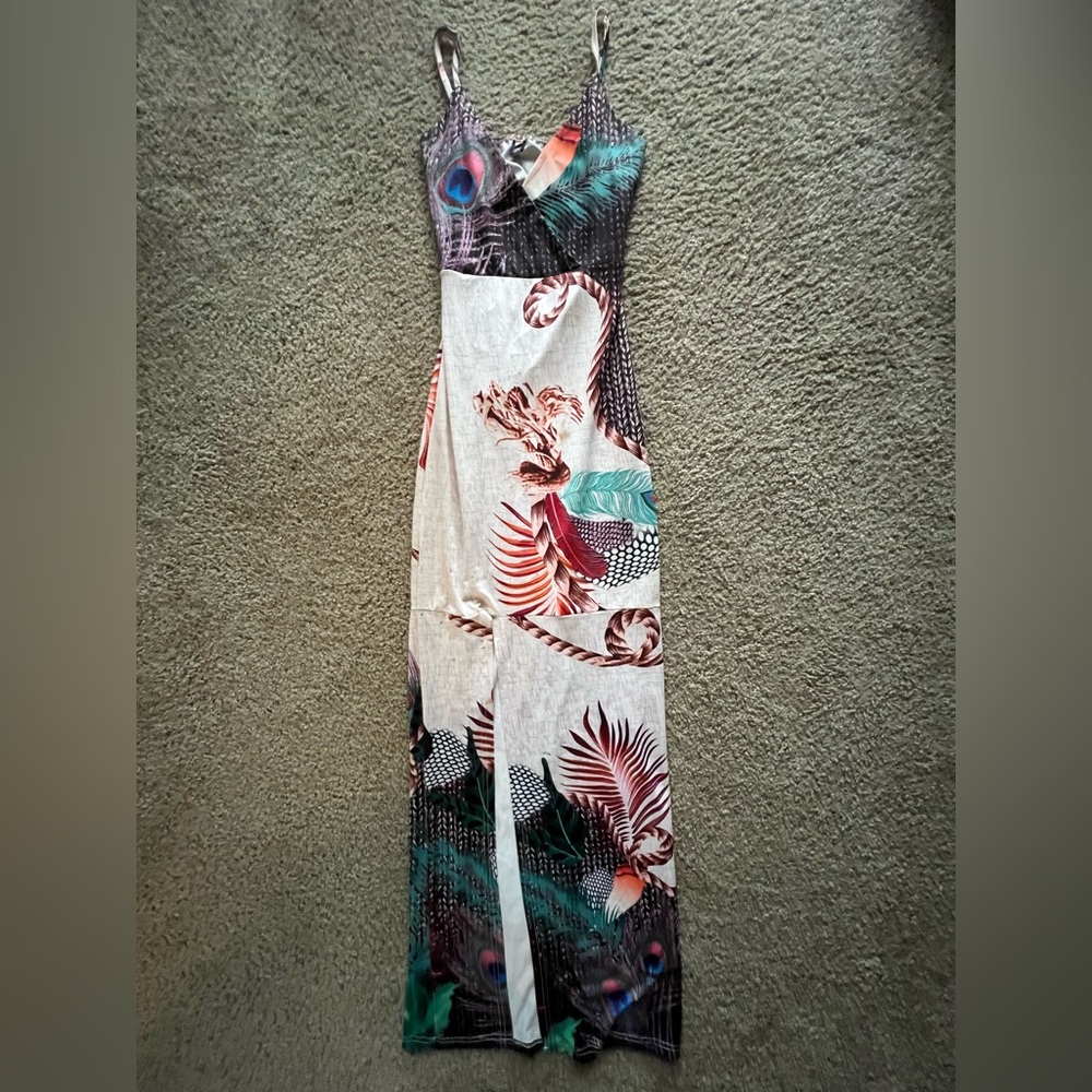 Colorful Maxi Dress with Tropical Peacock Print🦚🌸